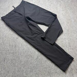 Lululemon Commission Pants Men 36 x 30 Black Classic Fit Tapered LM5AEXS